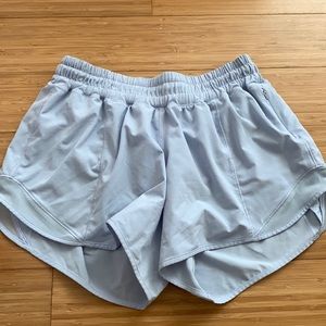 Lilac blue lululemon hotty hot shorts 4”